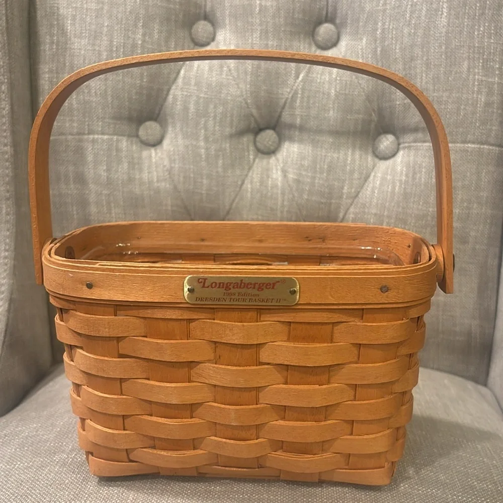 Longaberger 1998 Dresden Tour Basket - Signed